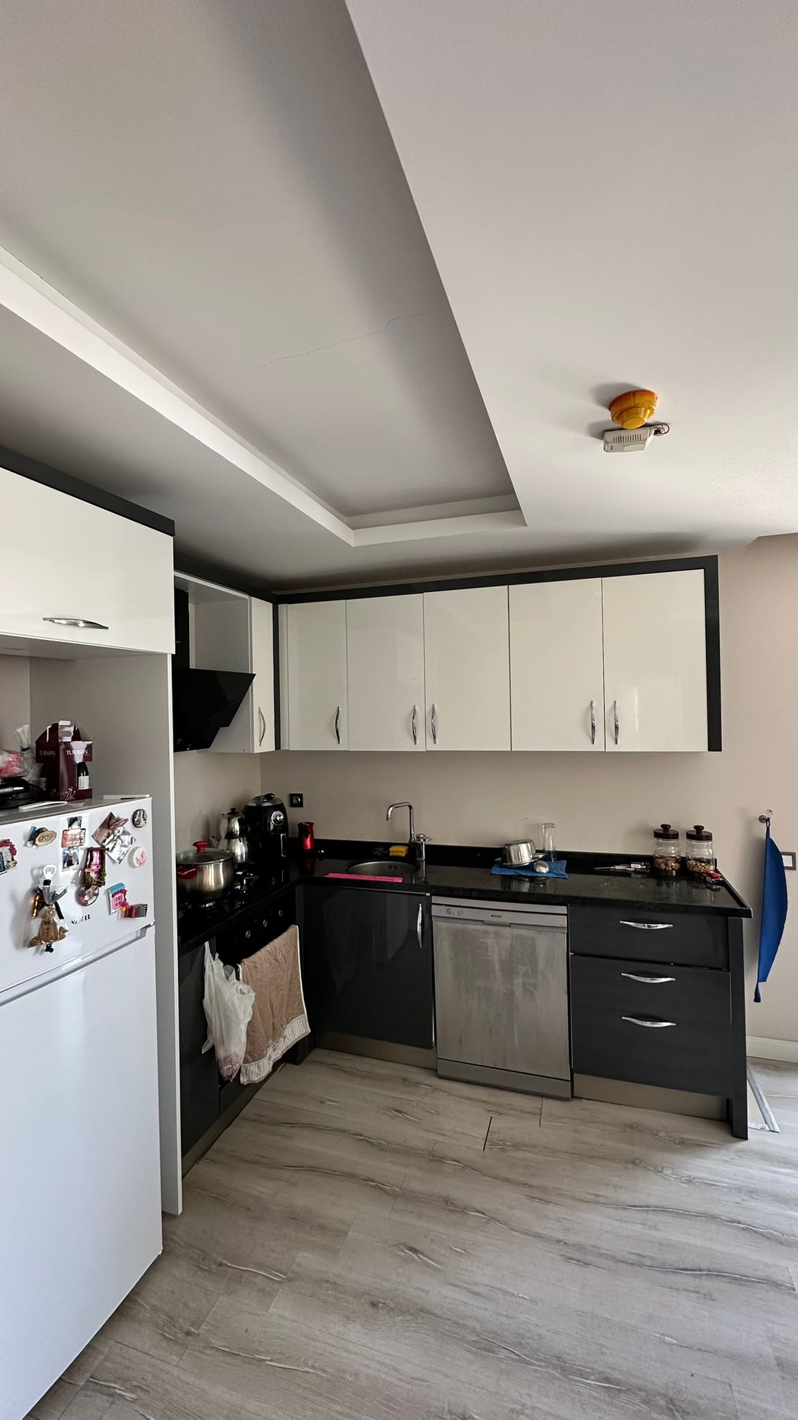THOR'DAN SATILIK MEZİTLİ MERKEZ MAHALLESİ 2+1 DAİRE