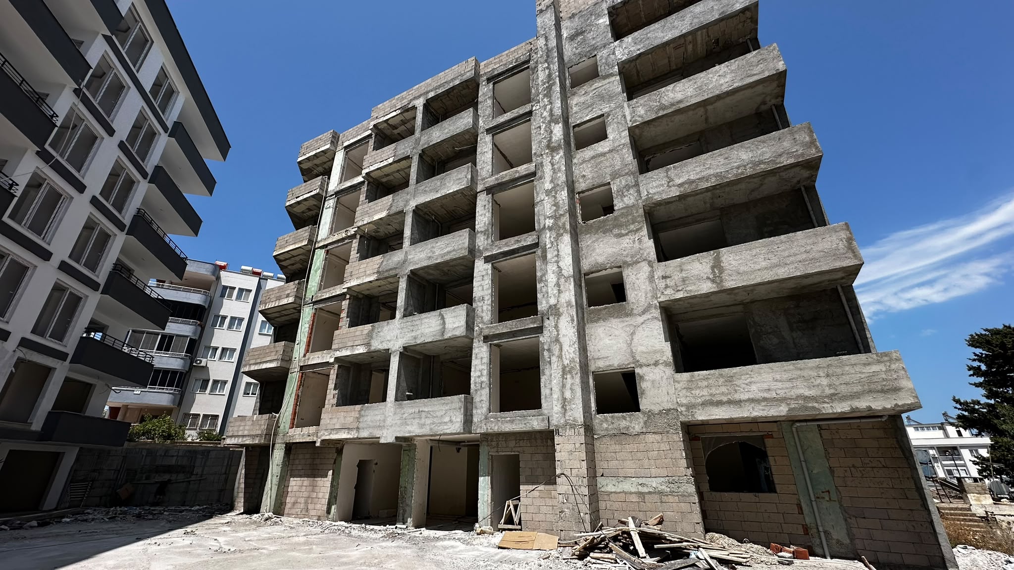 TAŞUCU'NDA HAVUZLU SİTE İÇERİSİNDE BAHÇE DUBLEX|YIL SONUNA HAZIR